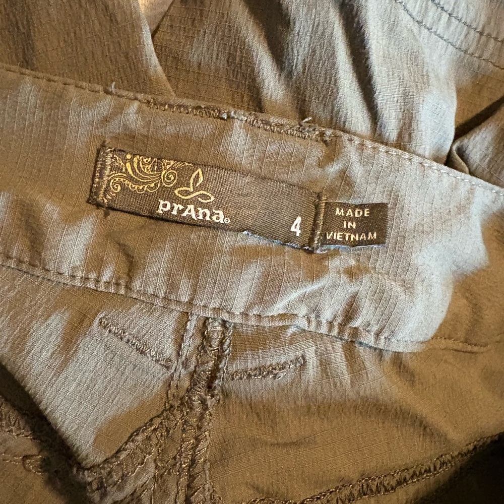 Prana Women’s Olive Green Outdoor Hiking Shorts Size‎ 4 (0577) - Picture 3 of 8